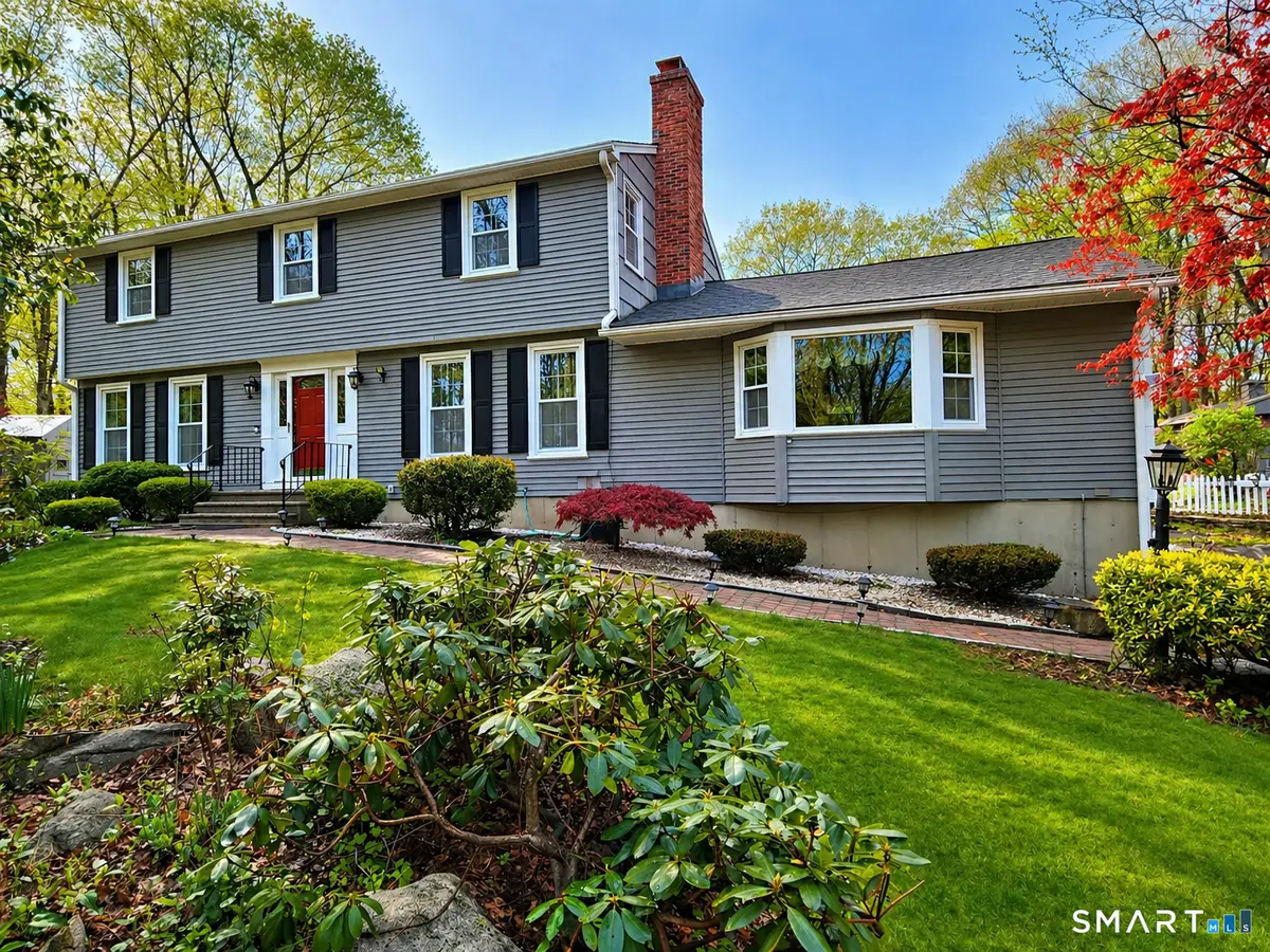 18 Doe Place, Shelton, CT 06484 - #1