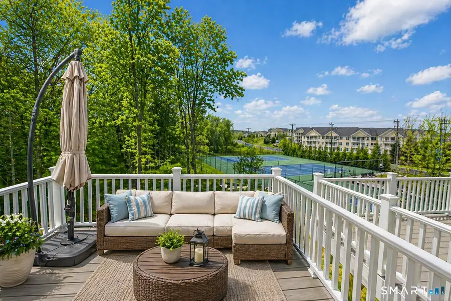 5 Brentwood Circle, Danbury, CT 06810 - #3