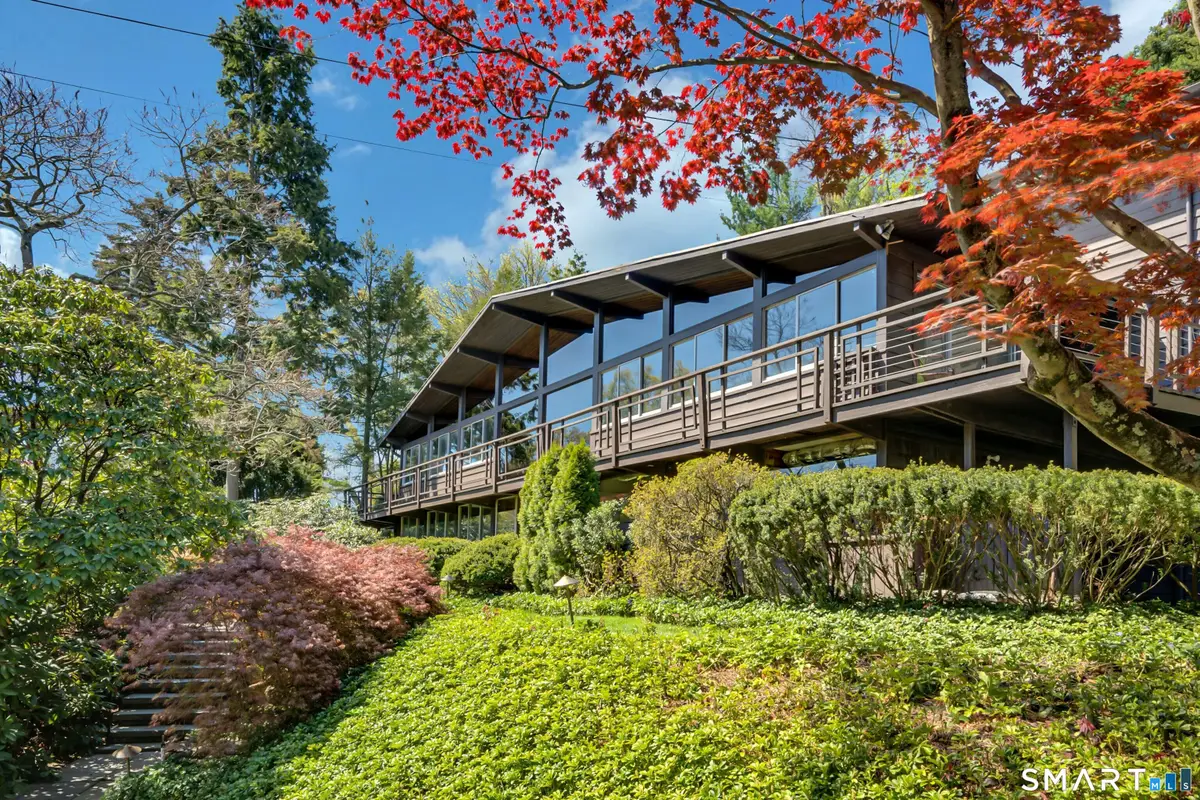 44 Willowmere Avenue, Riverside, CT 06878 - #1