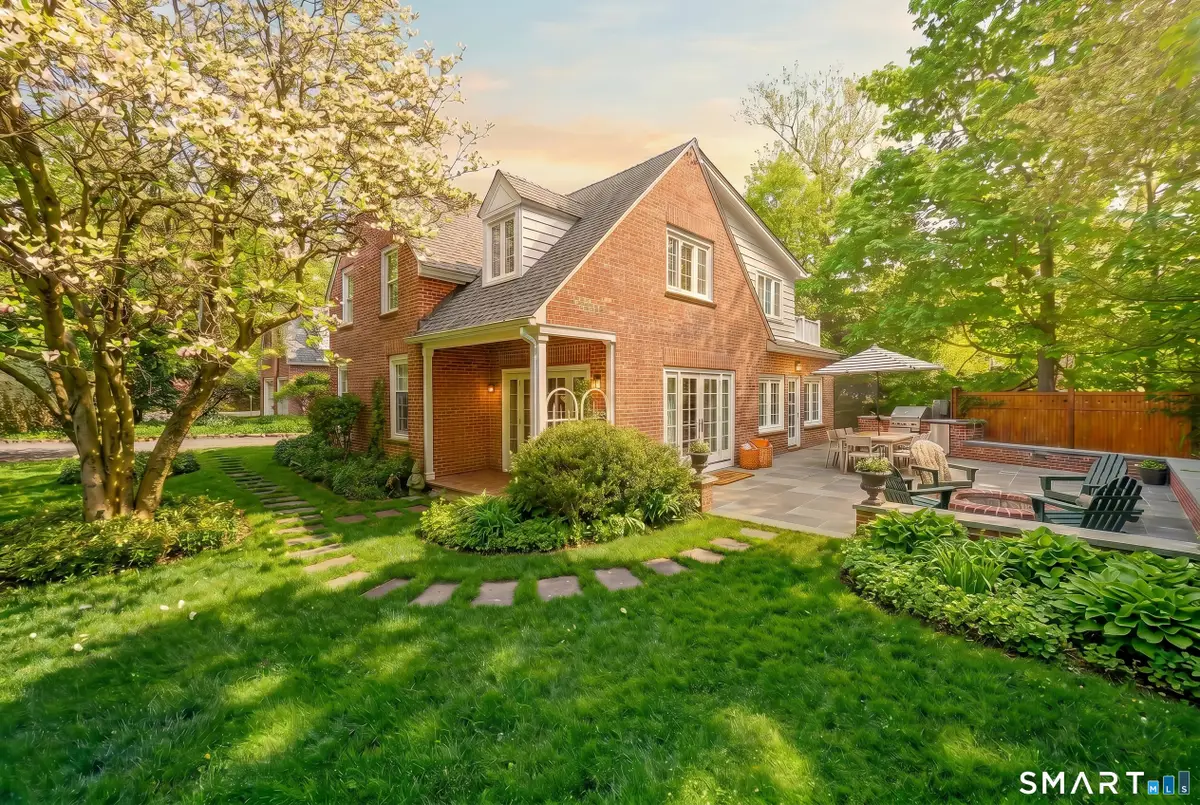 5 Farnham Court, Westport, CT 06880 - #1