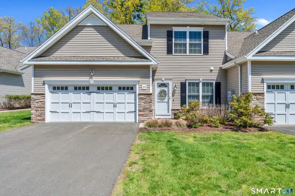 19 Brighton Park Way #19, Bloomfield, CT 06002