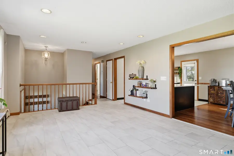 1 Kimberly Drive, Enfield, CT 06082 - #3