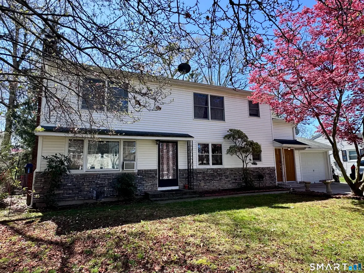 8 Oakridge Drive, Enfield, CT 06082 - #1