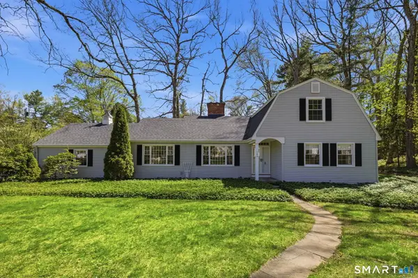 100 Surrey Lane, Glastonbury, CT 06033