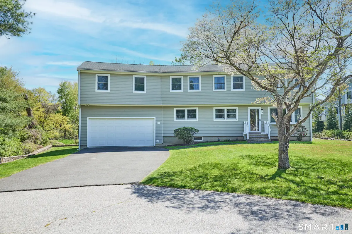 7 Keller Lane, Westport, CT 06880 - #1