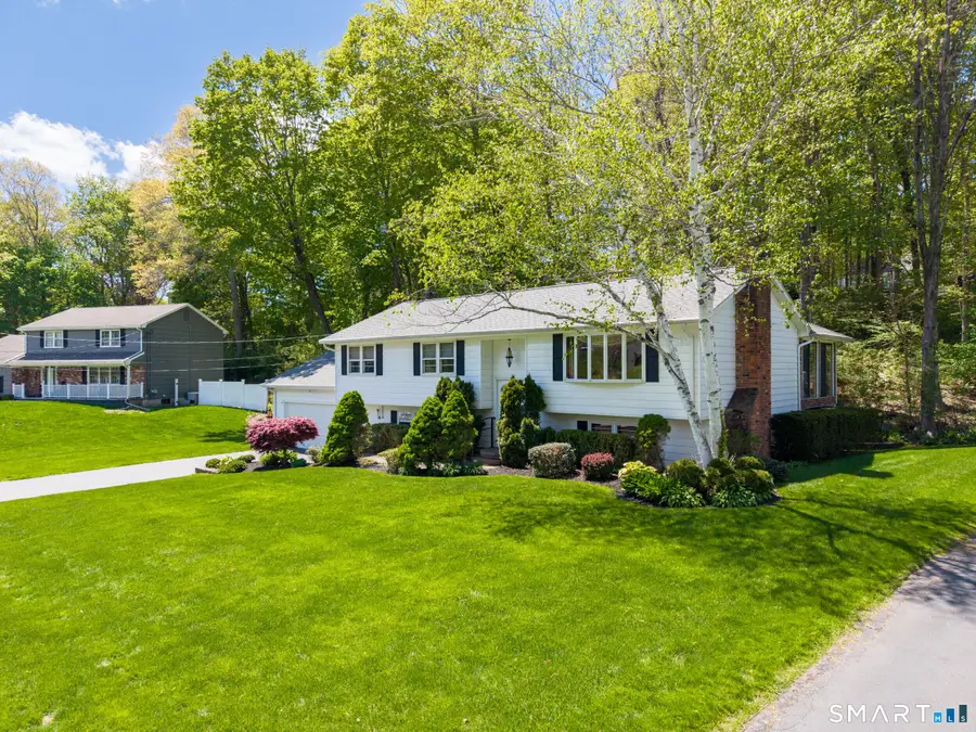 253 Braeside Drive, Hamden, CT 06514 - #2