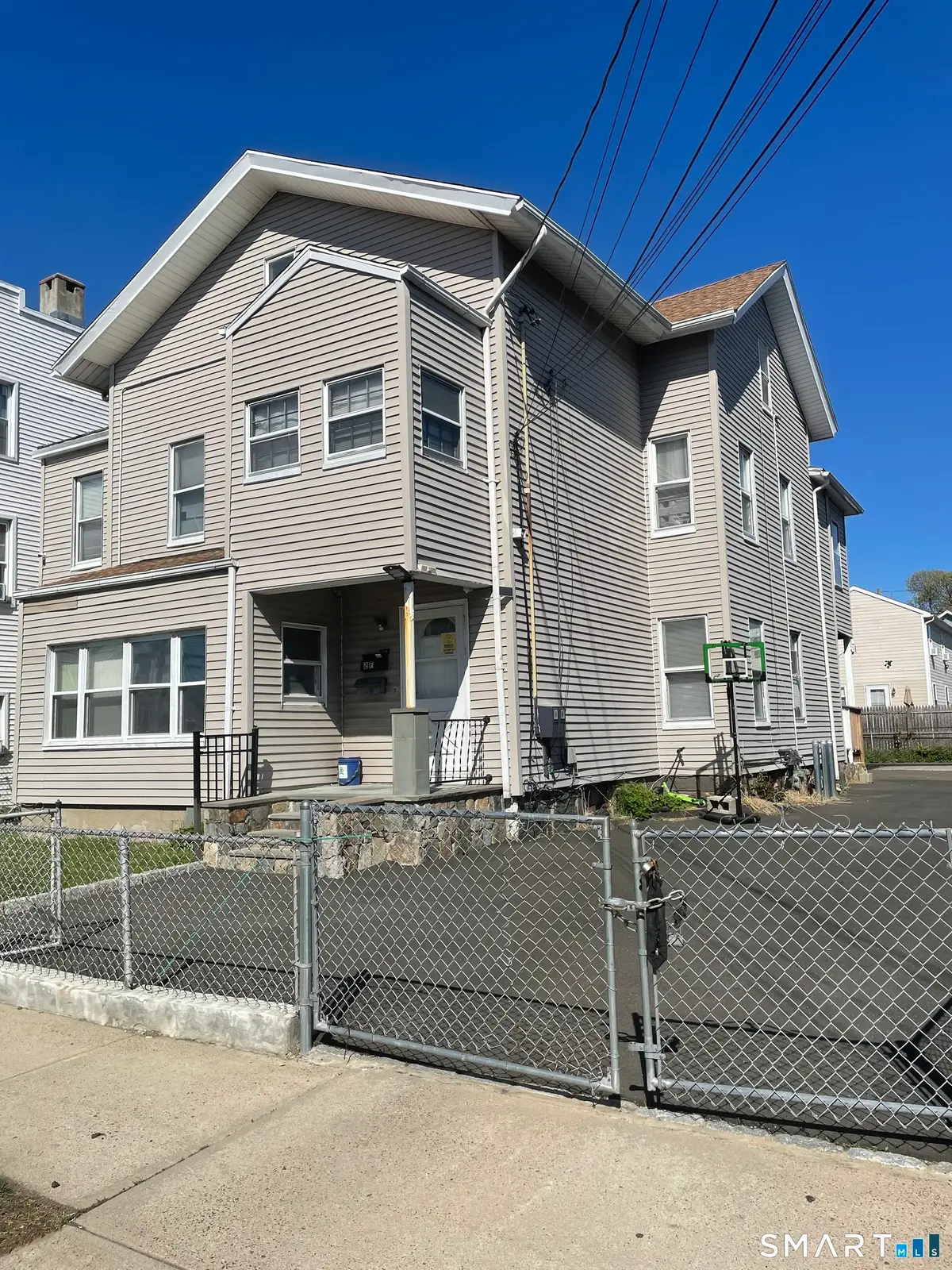 196 Park Street, Bridgeport, CT 06608 - #1