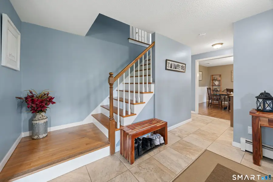 24 Concetta Lane, Bristol, CT 06010 - #3