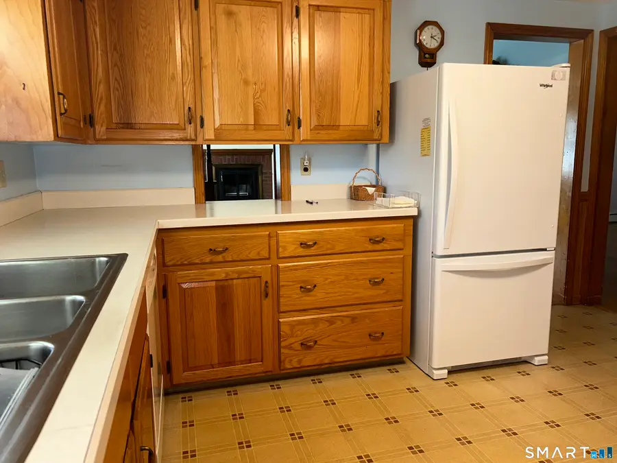 1 Hillcrest Road, Enfield, CT 06082 - #3