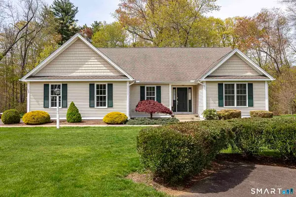 50 Summerwood Lane #50, South Windsor, CT 06074