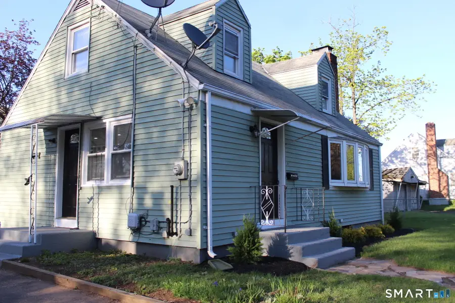 18 Walsh Street, Bloomfield, CT 06002 - #2