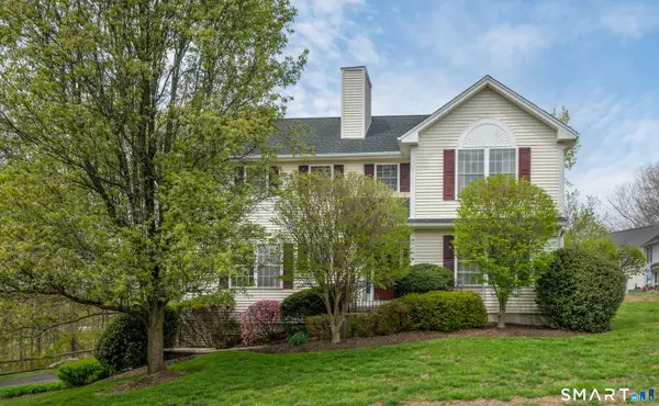 45 Pocono Lane #10, Danbury, CT 06810