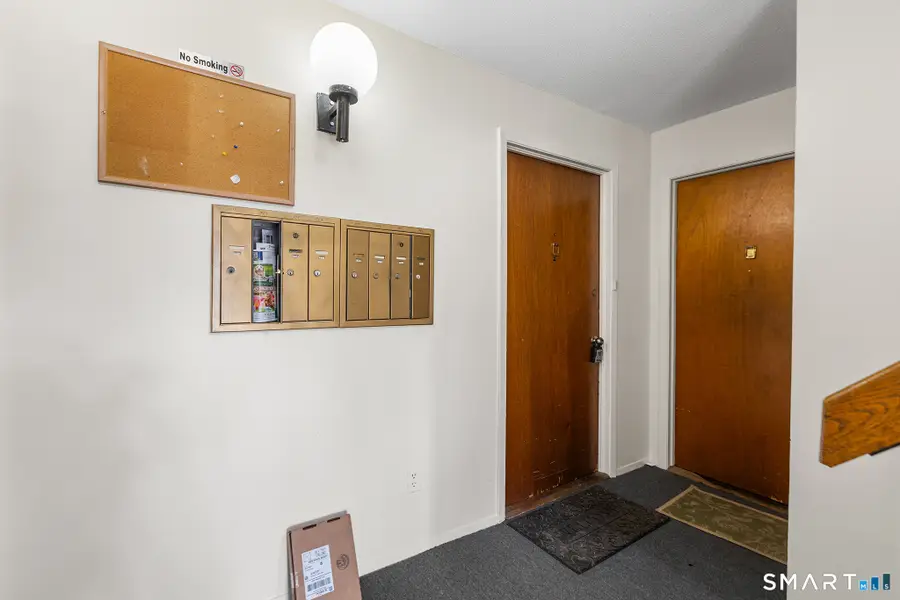 557 Glendale Avenue #557, Bridgeport, CT 06606 - #2