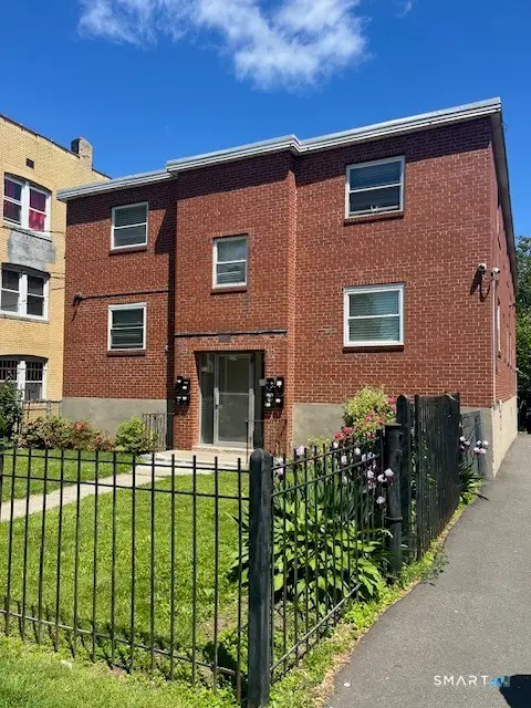 174 Hillside Avenue, Hartford, CT 06106 - #1