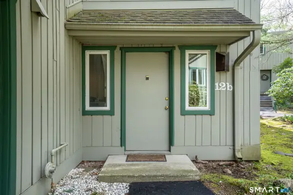 12 Byrne Court #B, Farmington, CT 06032