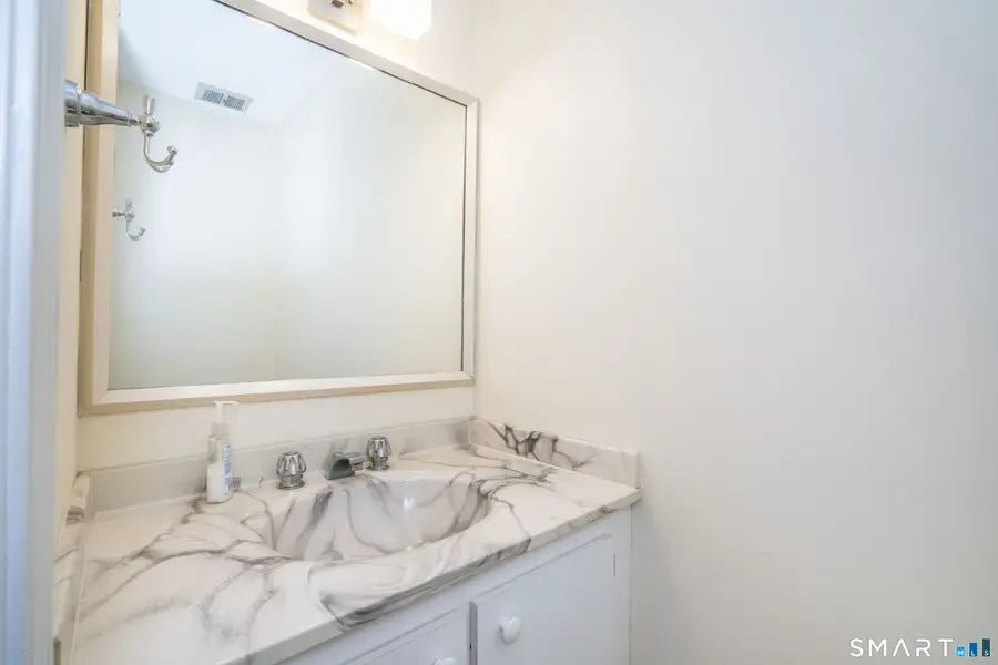 12 Byrne Court #B, Farmington, CT 06032 - #3