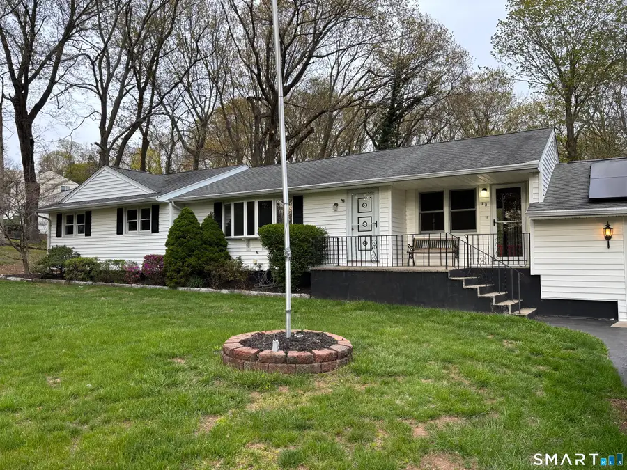 13 Robin Drive, East Haven, CT 06513 - #3