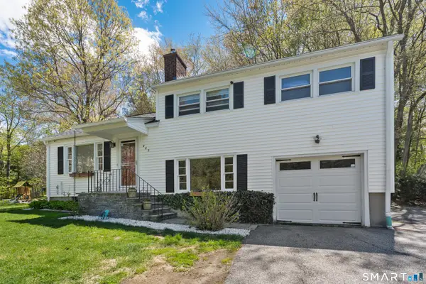 863 Whittemore Road, Middlebury, CT 06762