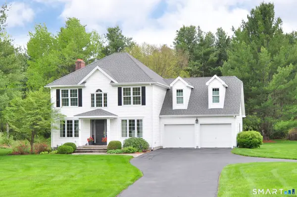 7 Strawberry Fields Road, Granby, CT 06035