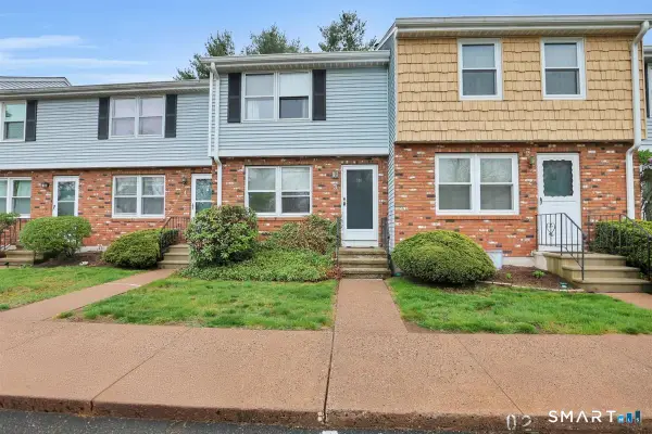 3 Saint Marc Circle #Q, South Windsor, CT 06074