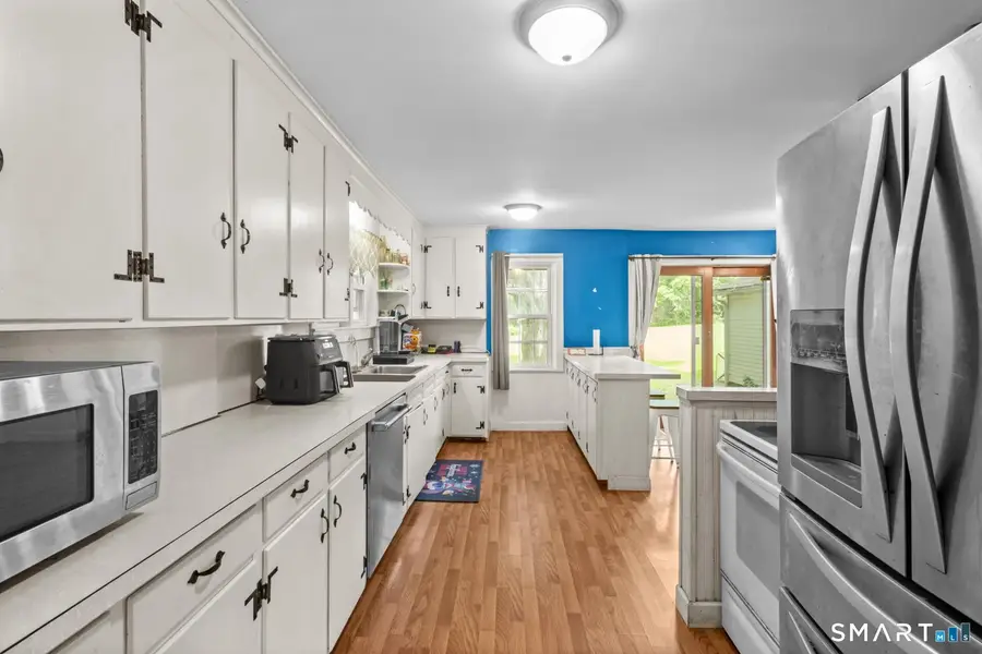 527 Lake Street, Manchester, CT 06042 - #2