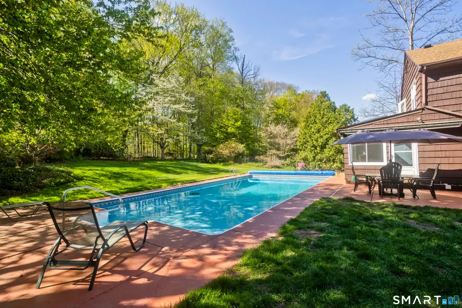 10 Cliffmount Drive, Bloomfield, CT 06002 - #2