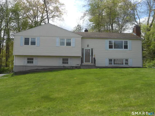 279 Wedgewood Drive, Naugatuck, CT 06770