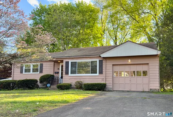 27 West Street, Cromwell, CT 06416