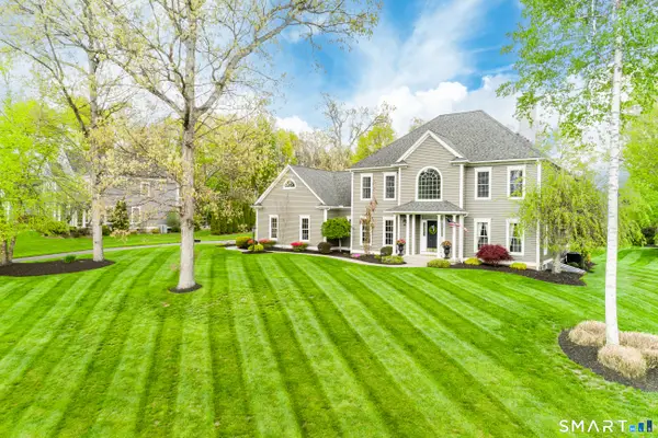 43 Ellsworth Lane, Ellington, CT 06029