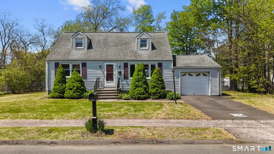 4 Bowen Road, North Haven, CT 06473 - #2