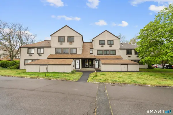 10 Pineview Drive #C, Branford, CT 06405
