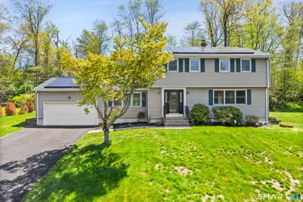 120 Braeside Drive, Hamden, CT 06514
