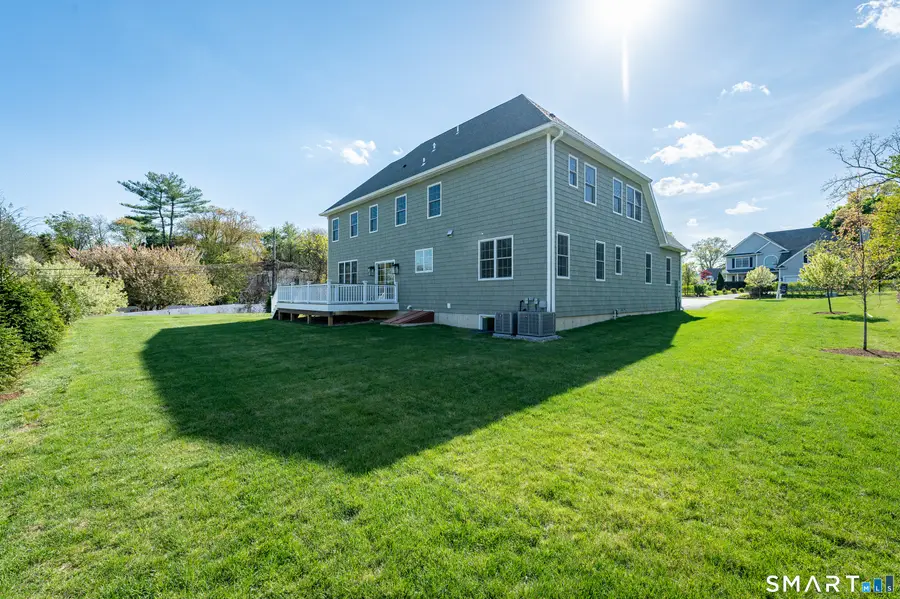 6 Walnut Ridge Court, Stamford, CT 06904 - #3