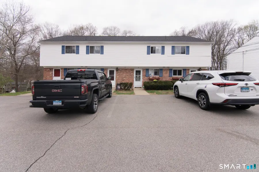 27 Allen Drive #A, Uncasville, CT 06382 - #3