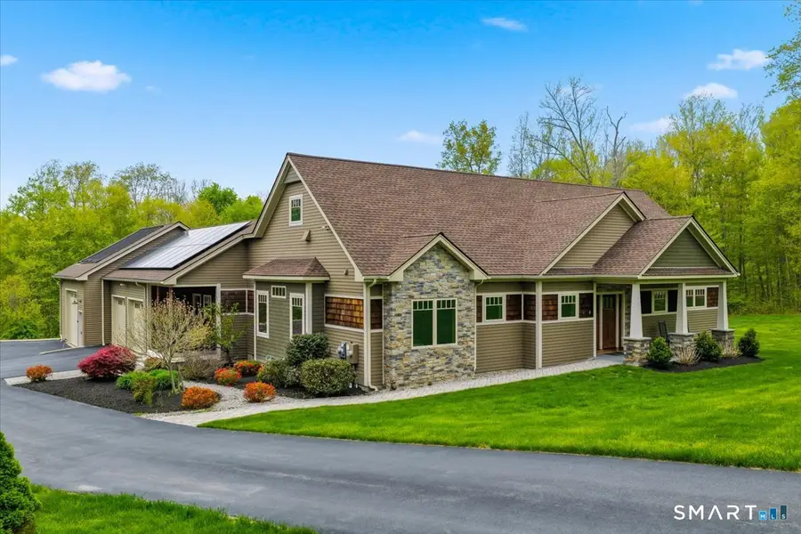 17 Decubellis Court, Putnam, CT 06260 - #2