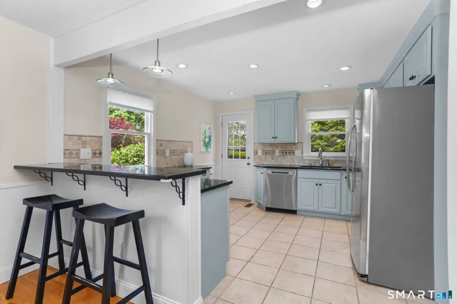 10 Leann Drive, Norwalk, CT 06851 - #3