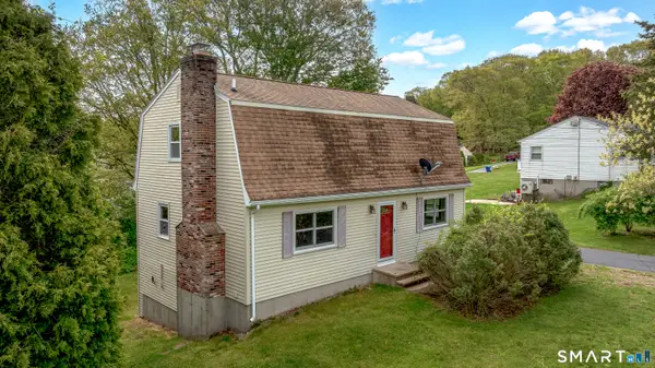 3 Jodry Street, Waterford, CT 06375