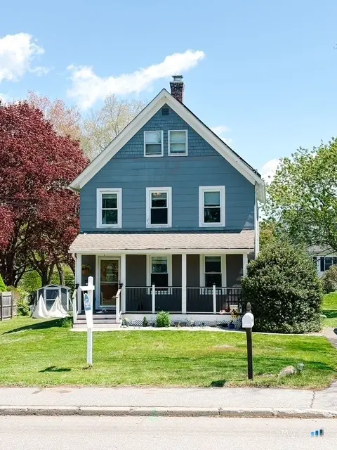 599 Vauxhall St Extension, Waterford, CT 06385