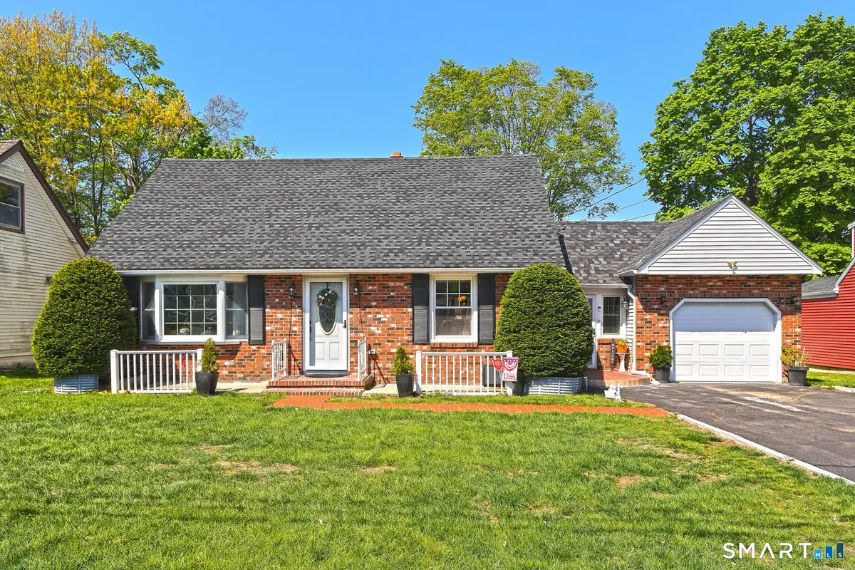 10 Glenmoor Drive, East Haven, CT 06512 - #1