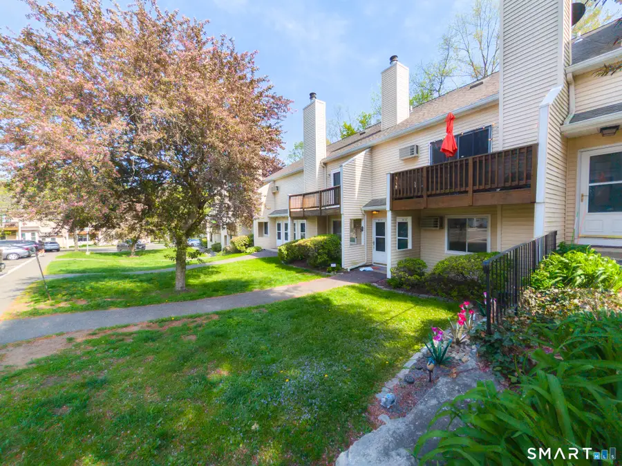 8 Rose Lane #24-11, Danbury, CT 06811 - #2