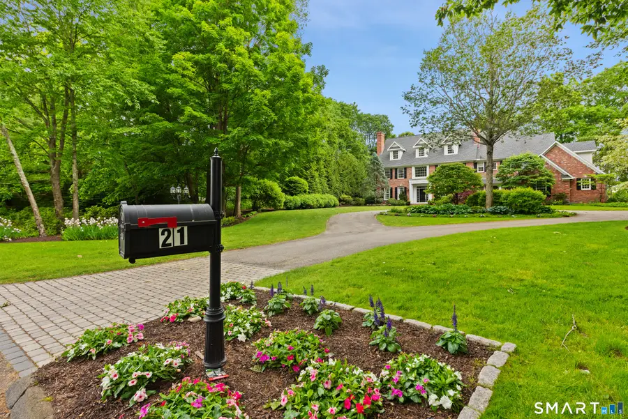 21 Williamsburg Lane, Avon, CT 06001 - #2