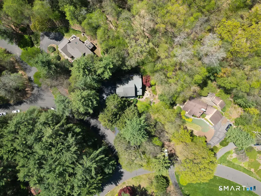 2 Higate Lane, Simsbury, CT 06070 - #3