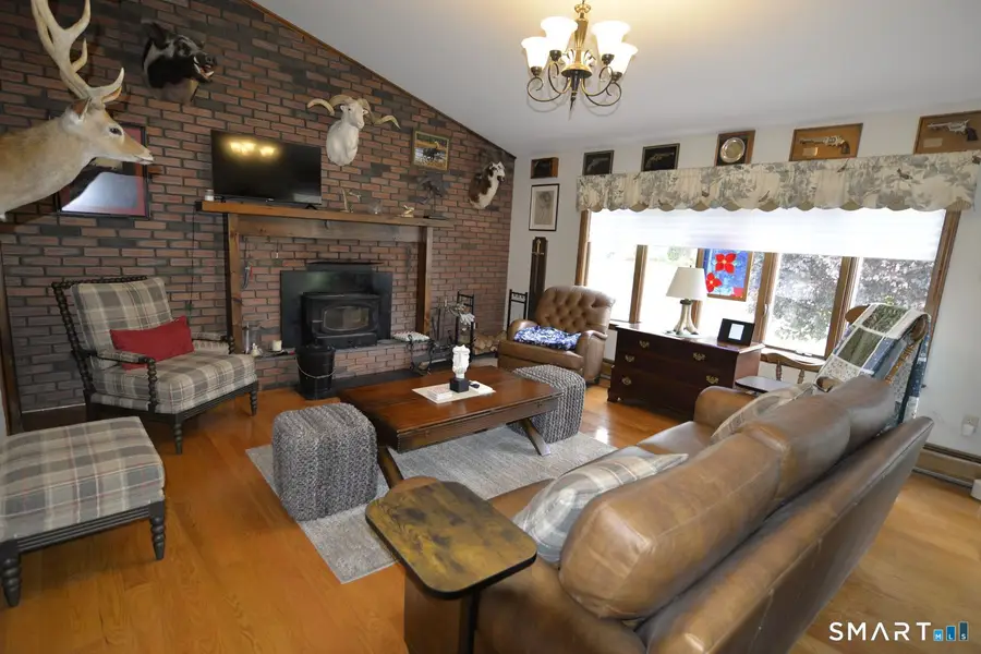8 Dean Drive, Newington, CT 06111 - #3