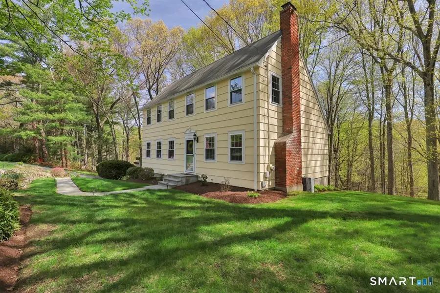 9 Academy Road, Trumbull, CT 06611 - #3