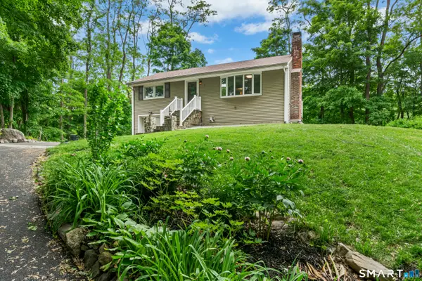 12 Rainbow Drive, Ridgefield, CT 06877