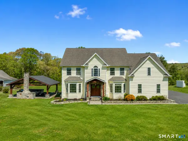94 Cooks Lane, Guilford, CT 06437
