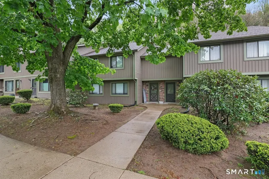 25 Cliffside Drive #E, Manchester, CT 06042 - #2