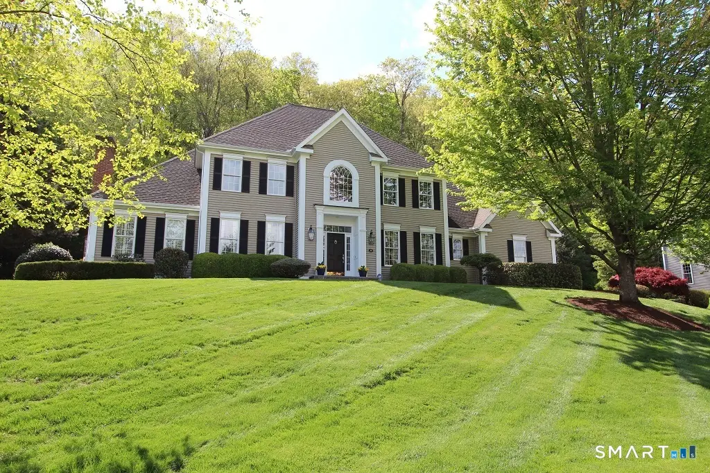 19 Devonshire Court, Avon, CT 06001 - #1