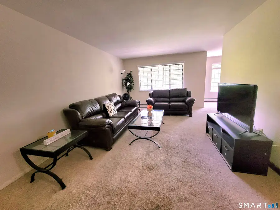 5 Essex Court, Brookfield, CT 06804 - #2
