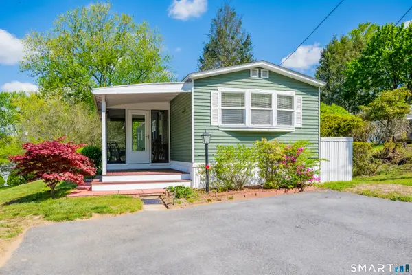 20 Hillpond Drive, Mansfield, CT 06268